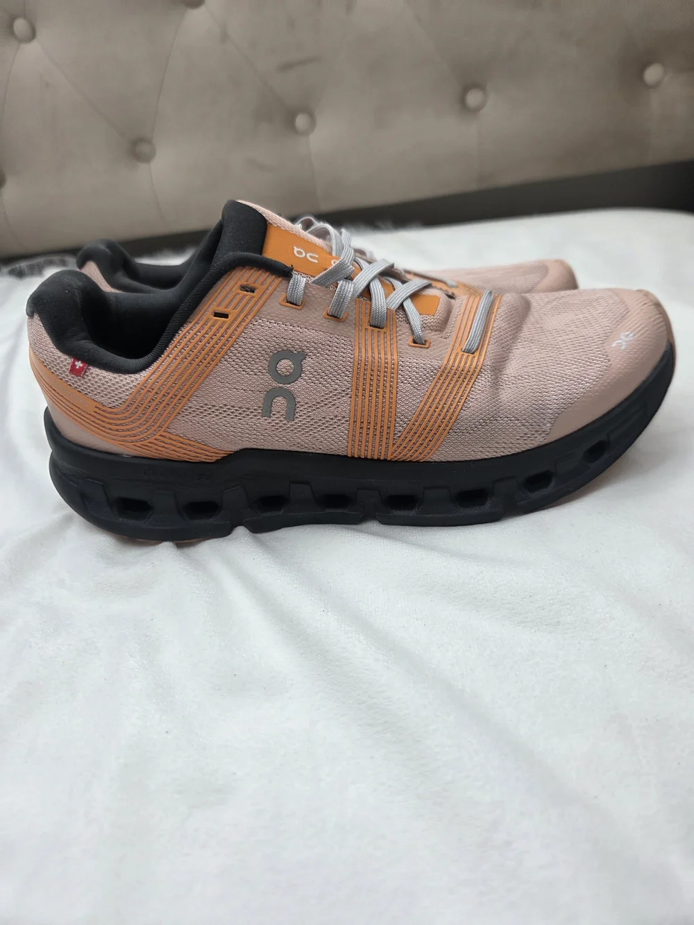 On Cloudgo Women’s 9.5 Rose Magnet Orange Running Shoes CloudTec Sneakers